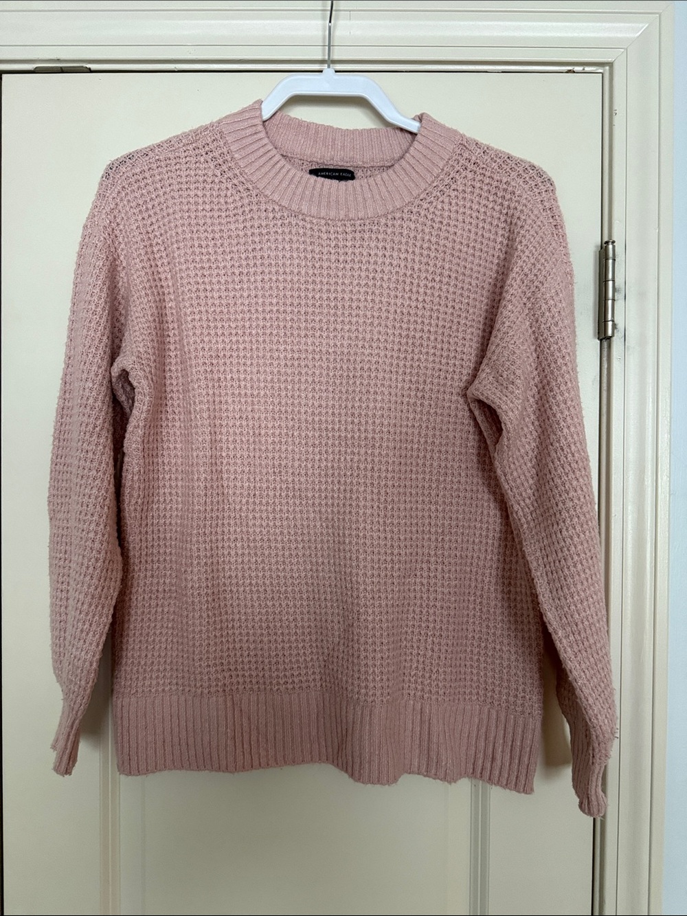 AE women’s sweater - XS but oversized fits S/M